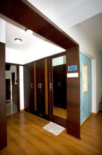 4 BHK Un Furnished in Palash Towers , Andheri West